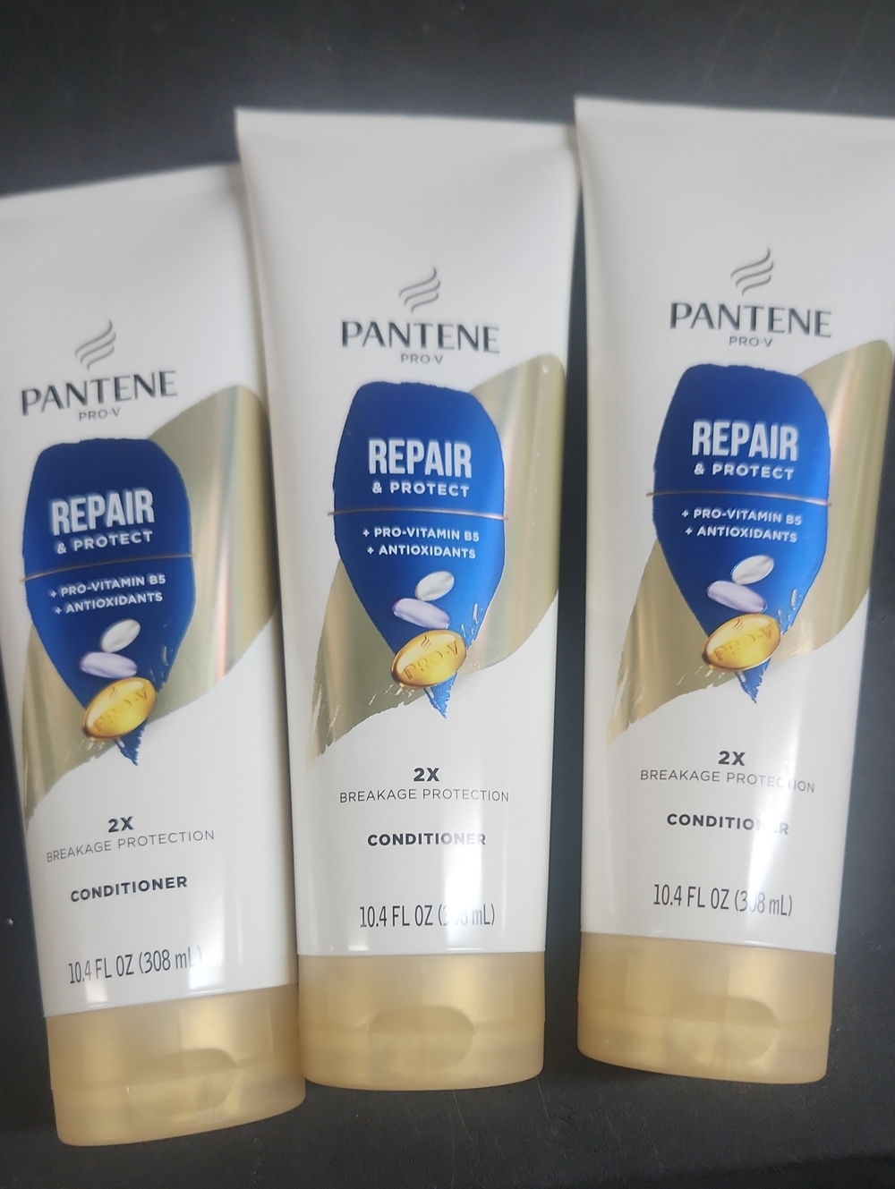 Pantene Repair & Protect Conditioner — White and Gold Nourishing Formula
